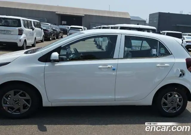 Kia Morning 2026 1.0 автомат (гидро), миниатюра 5 Kia Morning 2026 1.0 автомат (гидро), миниатюра 5