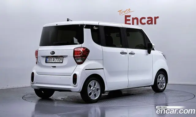 Kia Ray 2021 1.0 автомат (гидро), миниатюра 2