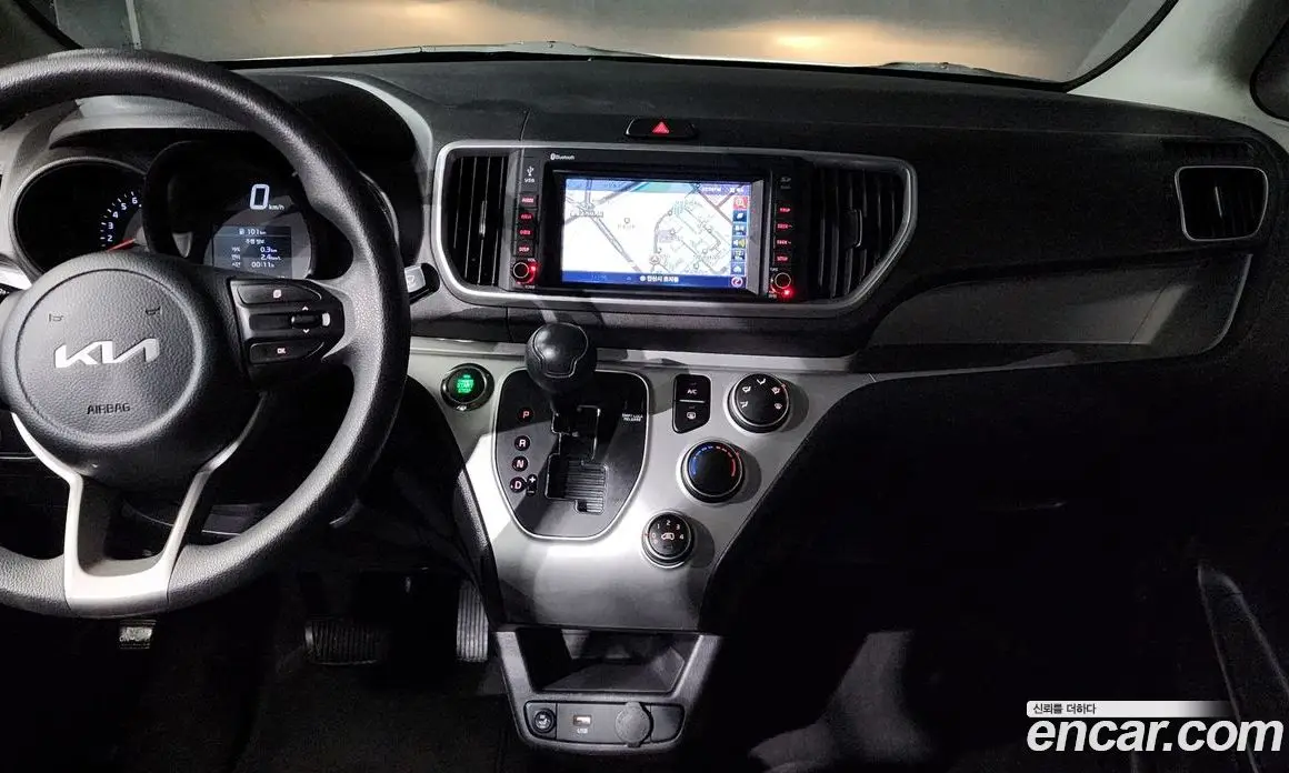 Kia Ray 2022 1.0 автомат (гидро), фото 20