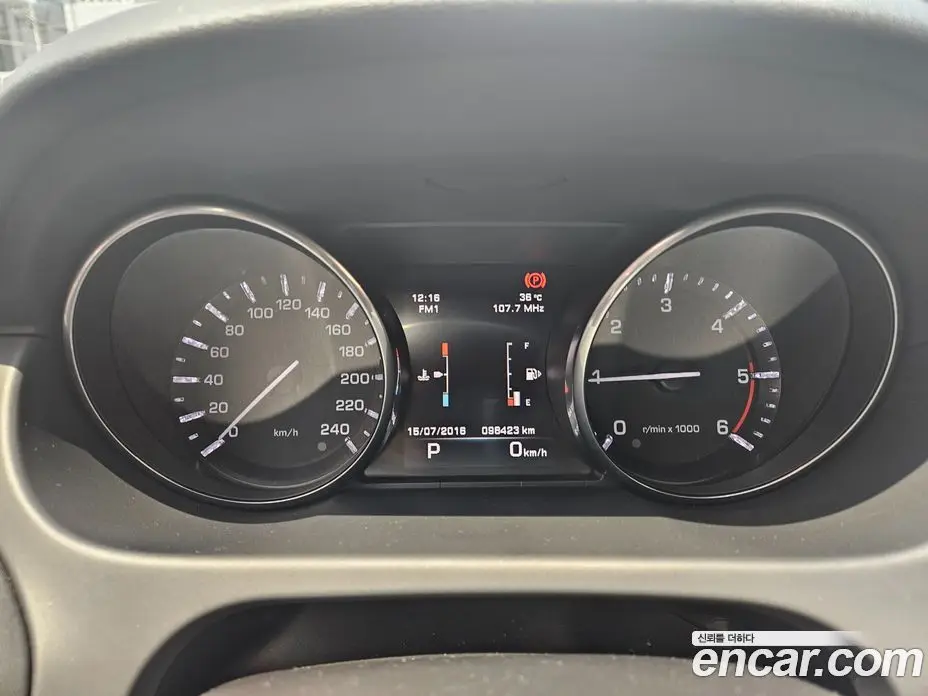 Land Rover Discovery Sport 2016 2.0 автомат (гидро), фото 7