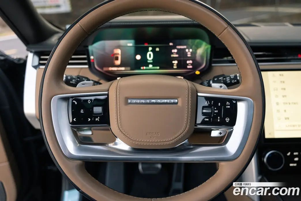 Land Rover Range Rover 2023 4.4 автомат (гидро), фото 19