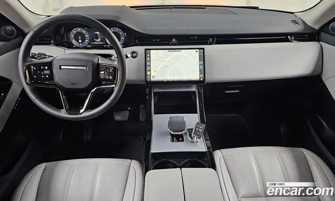 Land Rover Range Rover Evoque 2025 2.0 автомат (гидро), фото 10