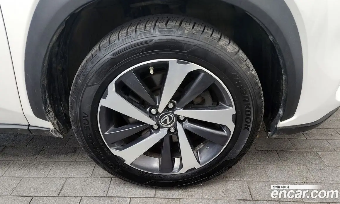 Lexus NX 2018 2.5 автомат (гидро), фото 5 Lexus NX 2018 2.5 автомат (гидро), фото 5