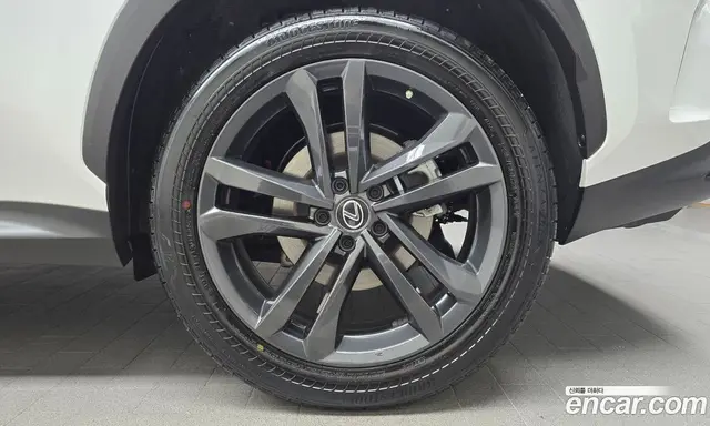 Lexus NX 2022 2.5 автомат (гидро), миниатюра 7 Lexus NX 2022 2.5 автомат (гидро), миниатюра 7