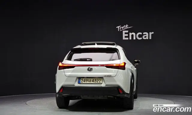 Lexus UX 2024 2.0 автомат (гидро), миниатюра 4 Lexus UX 2024 2.0 автомат (гидро), миниатюра 4