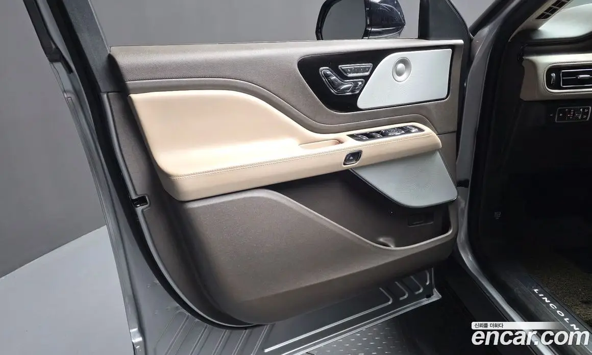 Lincoln Aviator 2021 3.0 автомат (гидро), фото 14 Lincoln Aviator 2021 3.0 автомат (гидро), фото 14