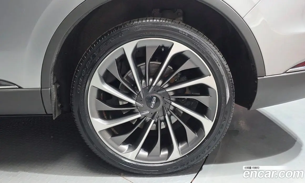 Lincoln Aviator 2021 3.0 автомат (гидро), фото 7 Lincoln Aviator 2021 3.0 автомат (гидро), фото 7
