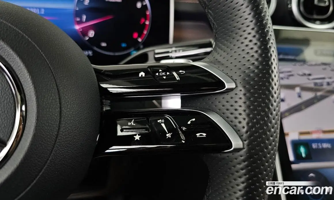 Mercedes-Benz C-Class 2024 2.0 автомат (гидро), фото 30