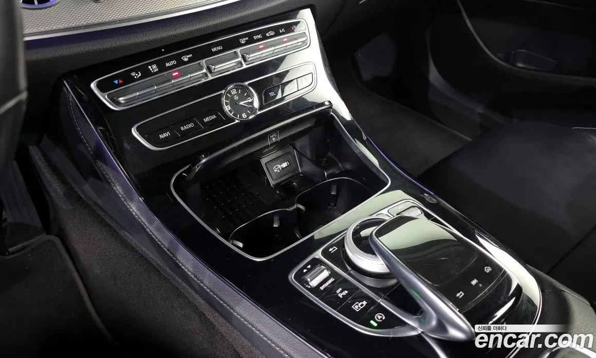 Mercedes-Benz E-Class 2018 2.0 автомат (гидро), фото 16