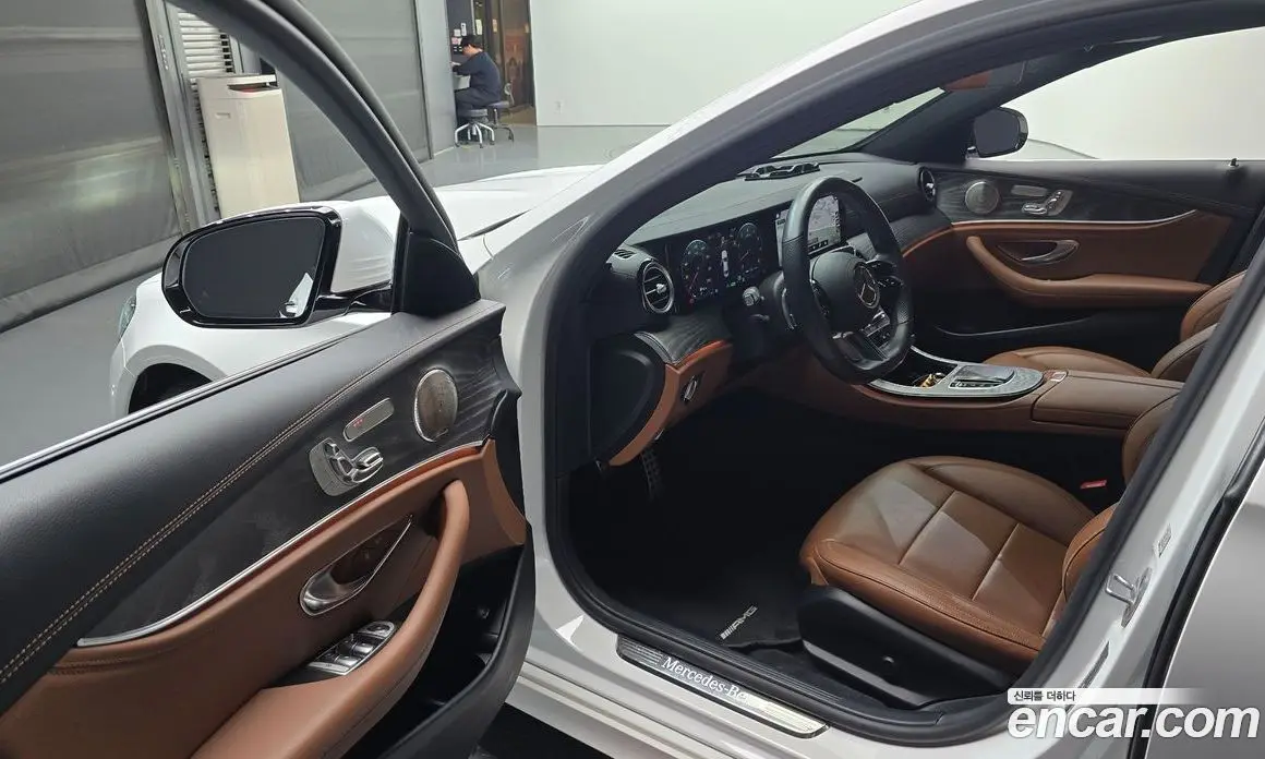 Mercedes-Benz E-Class 2021 2.0 автомат (гидро), фото 13