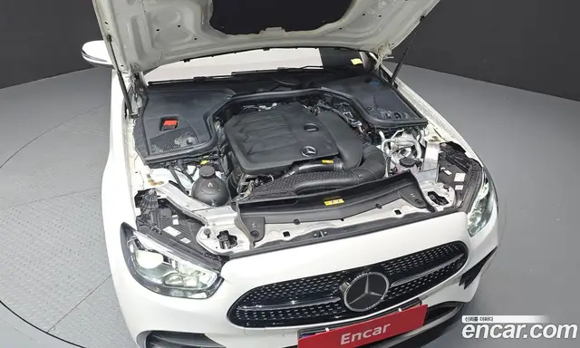 Mercedes-Benz E-Class 2021 2.0 автомат (гидро), миниатюра 6