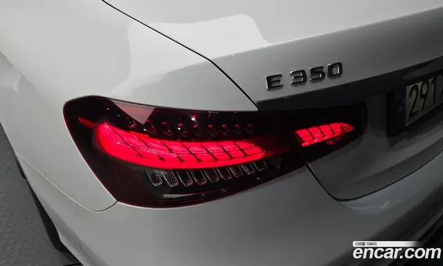 Mercedes-Benz E-Class 2021 2.0 автомат (гидро), миниатюра 9