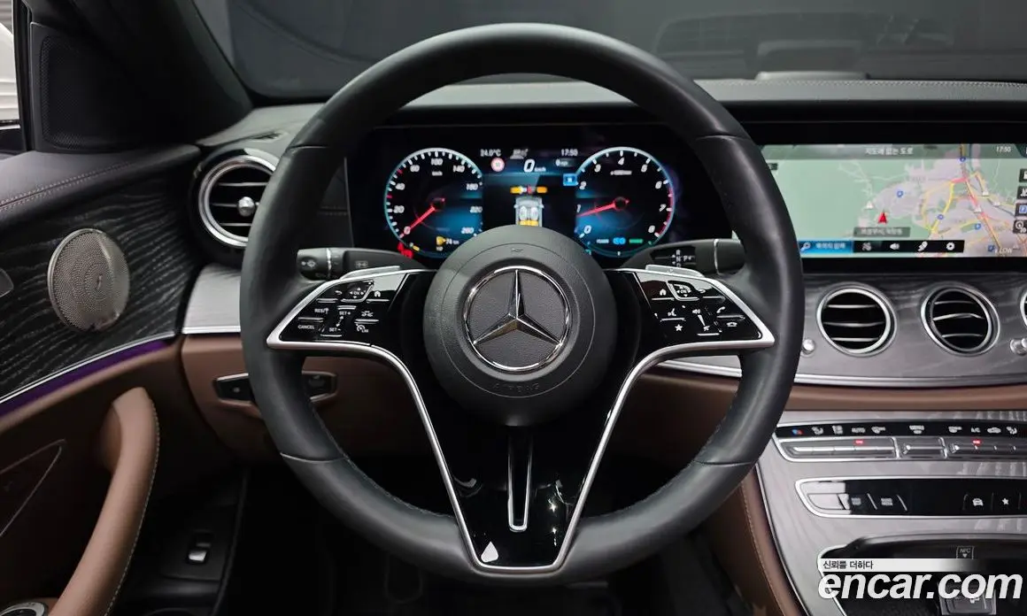 Mercedes-Benz E-Class 2023 2.0 автомат (гидро), фото 18