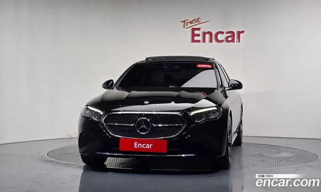 Mercedes-Benz E-Class 2025 2.0 автомат (гидро), миниатюра 2