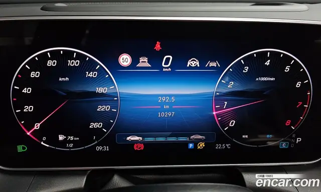 Mercedes-Benz GLC-Class 2025 2.0 автомат (гидро), миниатюра 11