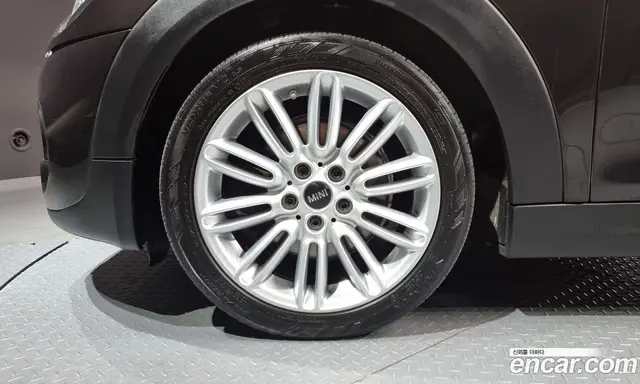 Mini Cooper 2014 2.0 автомат (гидро), миниатюра 5