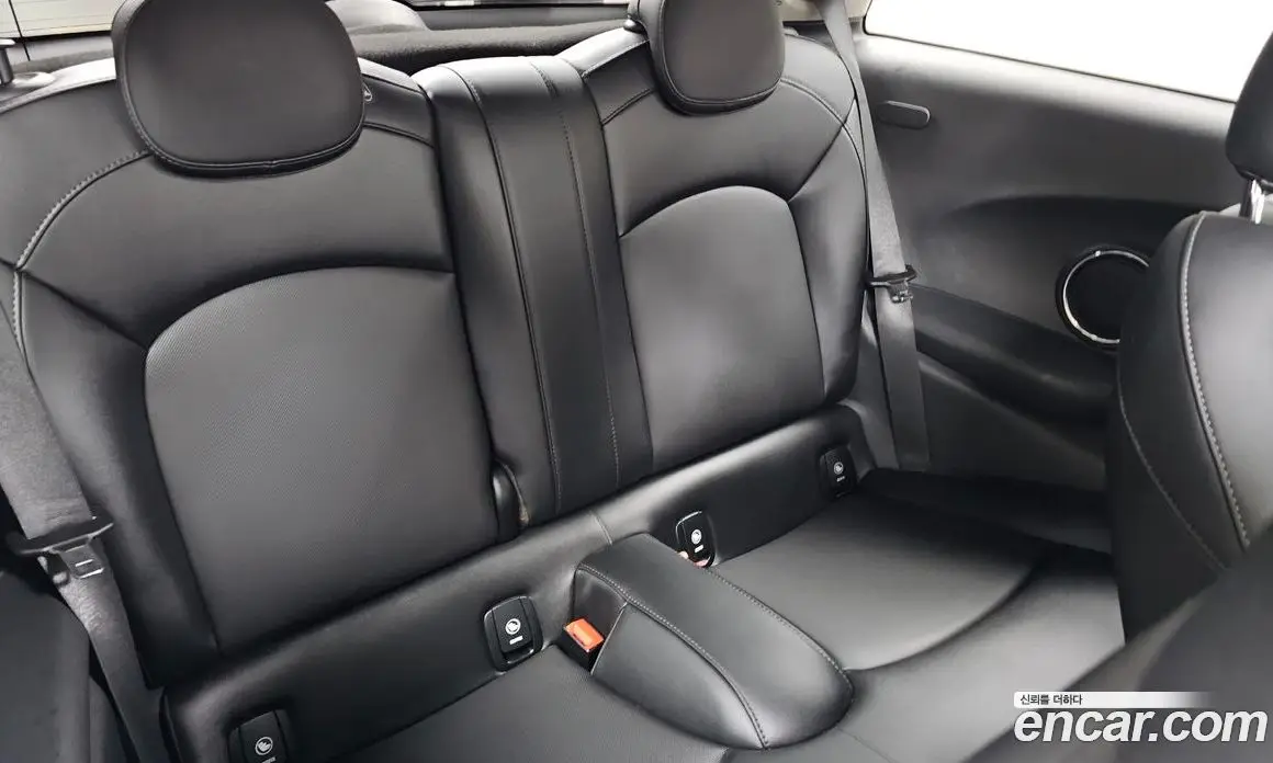 Mini Cooper 2017 2.0 автомат (гидро), фото 11