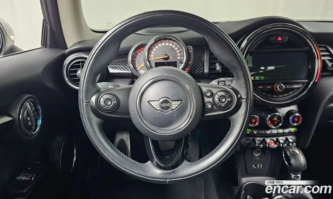 Mini Cooper 2017 2.0 автомат (гидро), фото 12