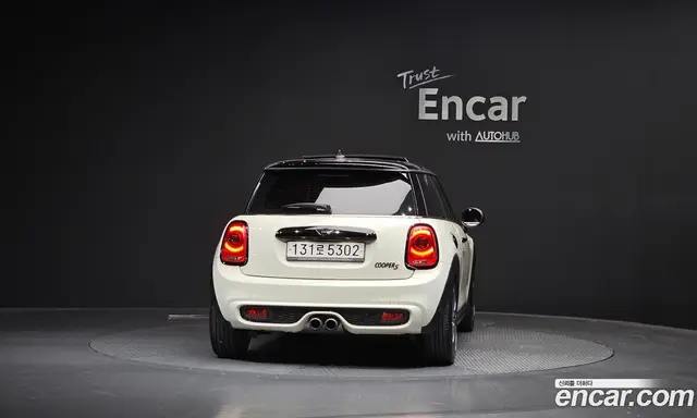 Mini Cooper 2017 2.0 автомат (гидро), миниатюра 4
