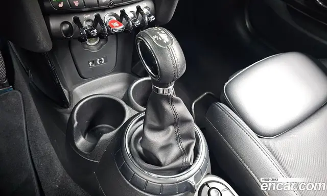 Mini Cooper 2017 2.0 автомат (гидро), миниатюра 9