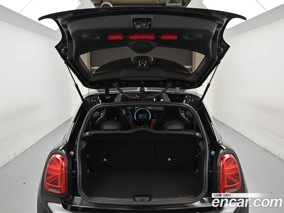 Mini Cooper 2020 2.0 автомат (гидро), фото 19