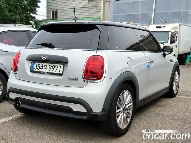Mini Cooper 2022 1.5 автомат (гидро), миниатюра 3