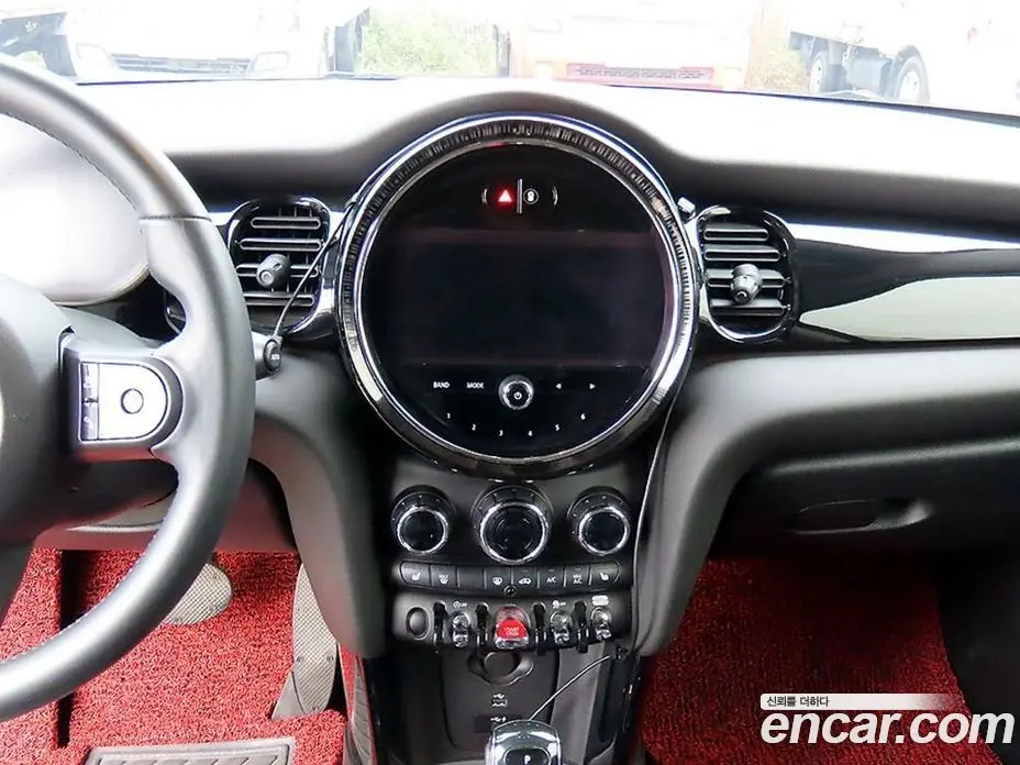 Mini Cooper 2022 1.5 автомат (гидро), фото 10