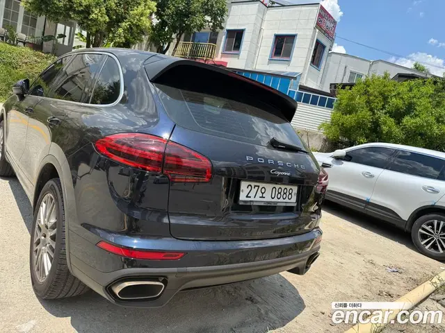 Porsche Cayenne 2016 3.0 автомат (гидро), миниатюра 2