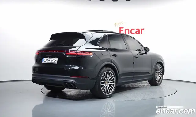 Porsche Cayenne 2022 3.0 автомат (гидро), миниатюра 2