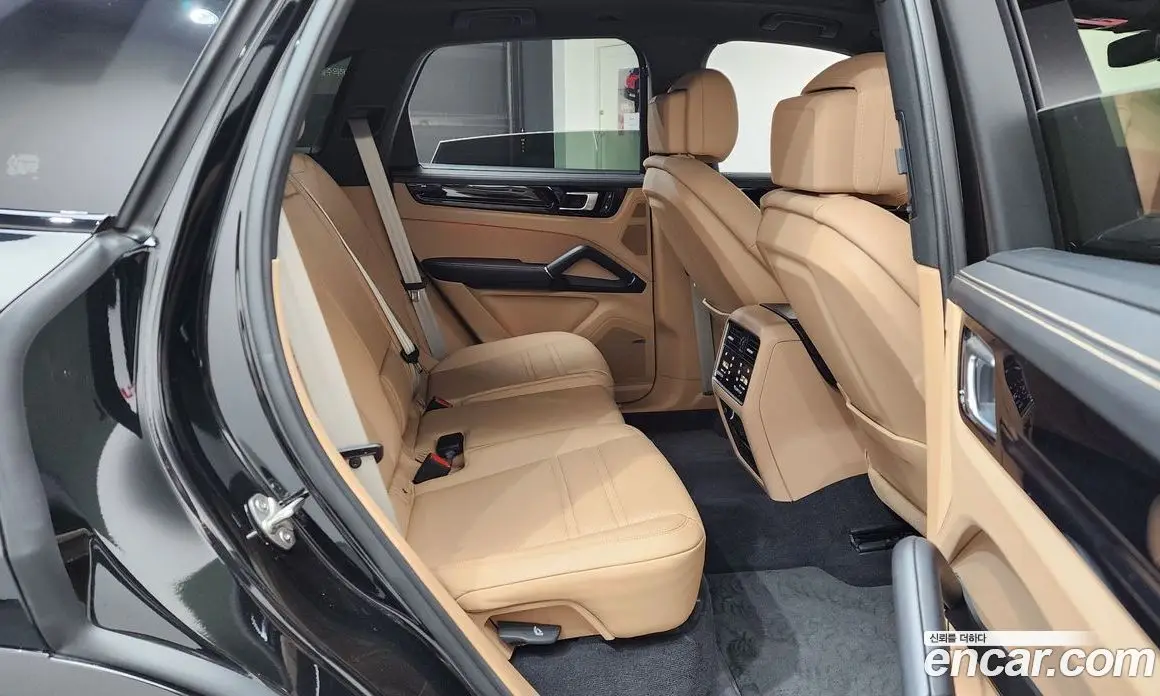 Porsche Cayenne 2022 3.0 автомат (гидро), фото 11