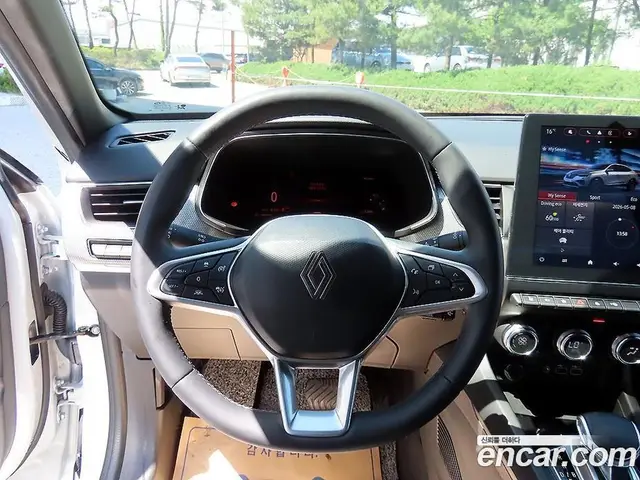 Renault (Samsung) Arkana 2024 1.6 автомат (гидро), миниатюра 8