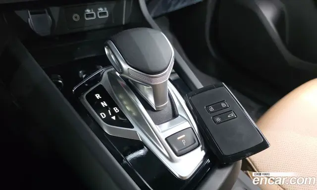 Renault (Samsung) Arkana 2025 1.6 автомат (гидро), миниатюра 9