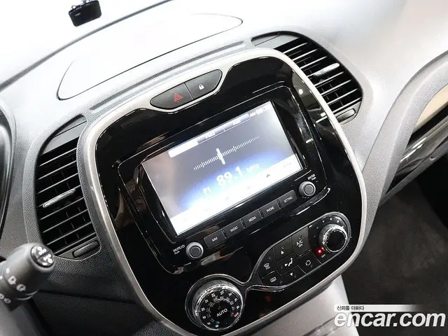 Renault (Samsung) QM3 2017 1.5 автомат (гидро), миниатюра 7