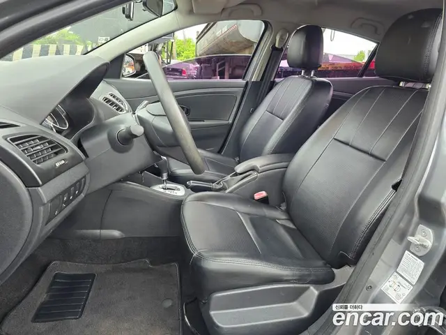 Renault (Samsung) SM3 2015 1.6 автомат (гидро), миниатюра 12