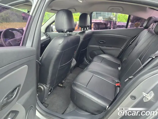 Renault (Samsung) SM3 2015 1.6 автомат (гидро), миниатюра 7
