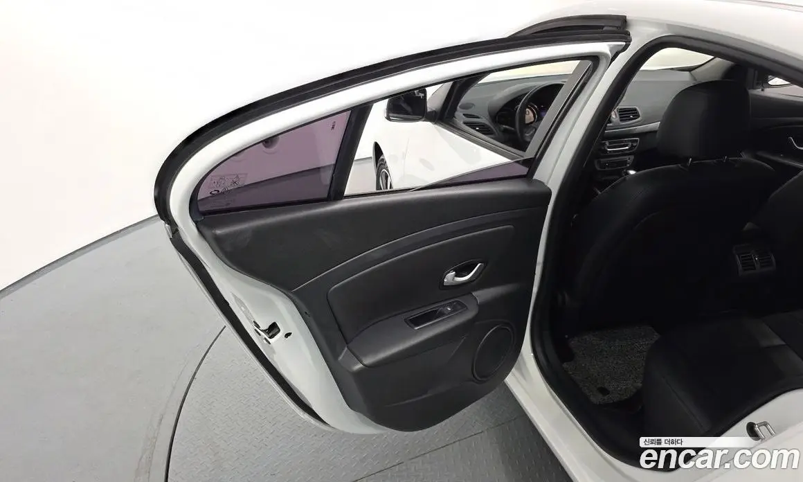 Renault (Samsung) SM3 2019 0.1 автомат (гидро), фото 15