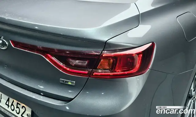 Renault (Samsung) SM6 2017 2.0 автомат (гидро), миниатюра 9