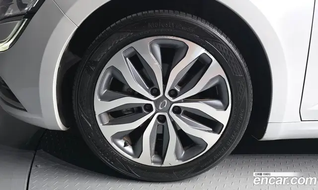 Renault (Samsung) SM6 2017 2.0 автомат (гидро), миниатюра 5