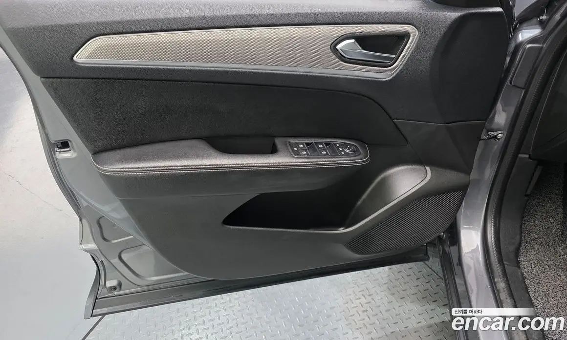 Renault (Samsung) XM3 2022 1.6 автомат (гидро), фото 14