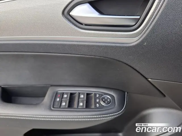 Renault (Samsung) XM3 2023 1.6 автомат (гидро), миниатюра 6