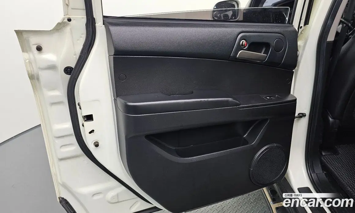 SsangYong Korando 2016 2.0 автомат (гидро), фото 15