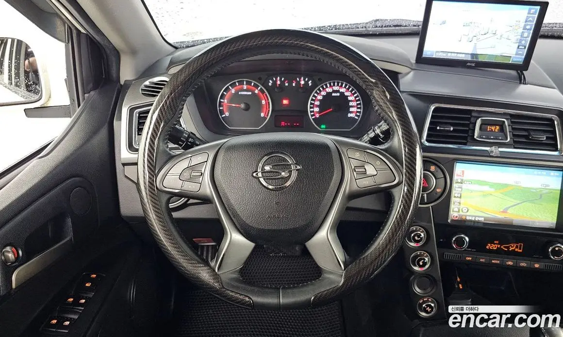 SsangYong Korando 2016 2.0 автомат (гидро), фото 19