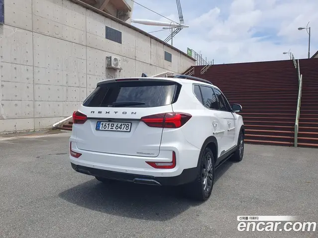 SsangYong Rexton 2023 2.2 автомат (гидро), миниатюра 2