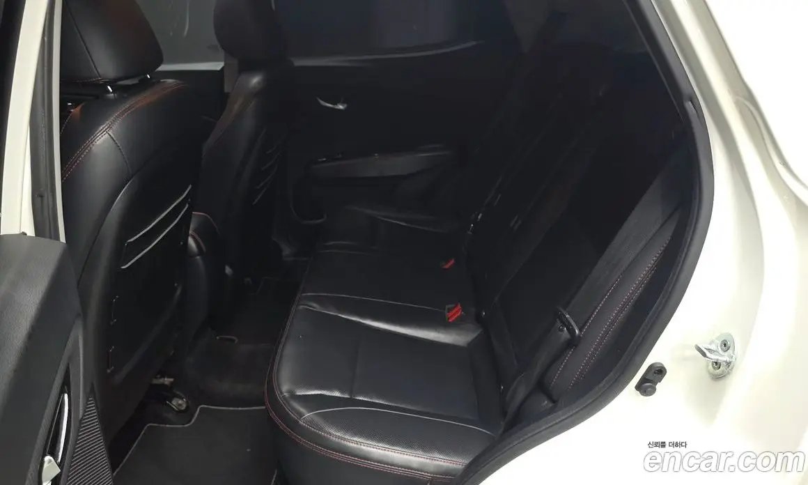 SsangYong TIBOLI 2017 1.6 автомат (гидро), фото 18