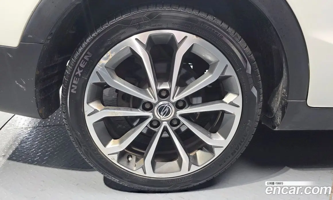 SsangYong TIBOLI 2017 1.6 автомат (гидро), фото 5