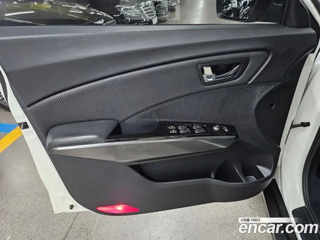 SsangYong TIBOLI 2022 1.5 автомат (гидро), миниатюра 11
