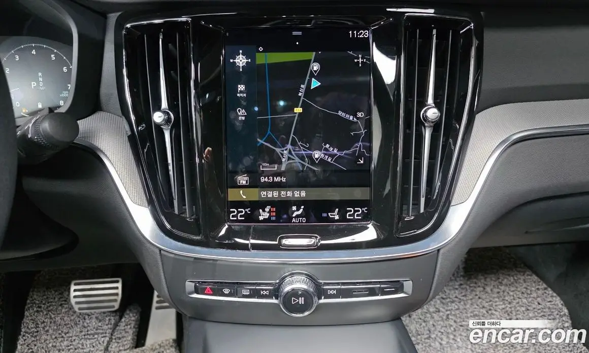 Volvo S60 2022 2.0 автомат (гидро), фото 15