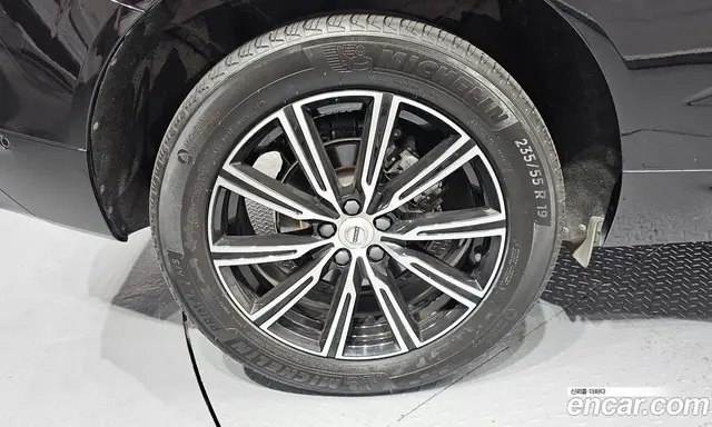 Volvo XC60 2021 2.0 автомат (гидро), миниатюра 4