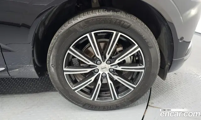 Volvo XC60 2021 2.0 автомат (гидро), миниатюра 6