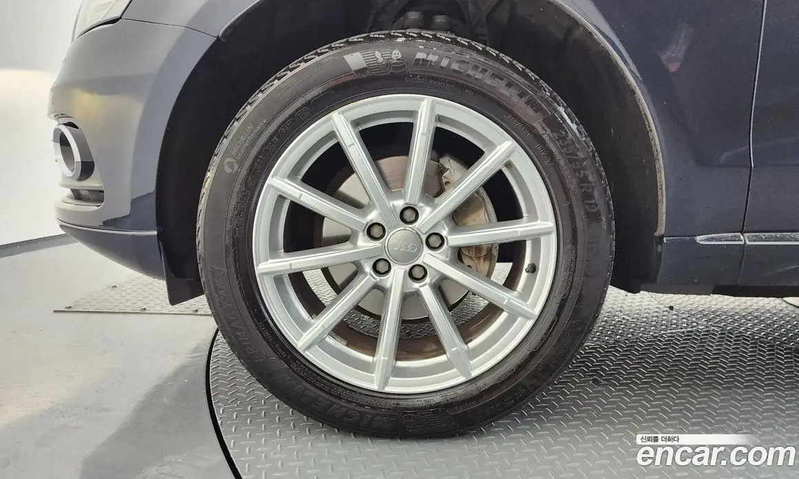 Audi Q5 2016 2.0 автомат (гидро), фото 5